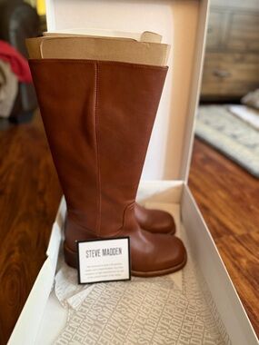 Steve Madden Riggs rust Leather wide calf boots NIB 9.5